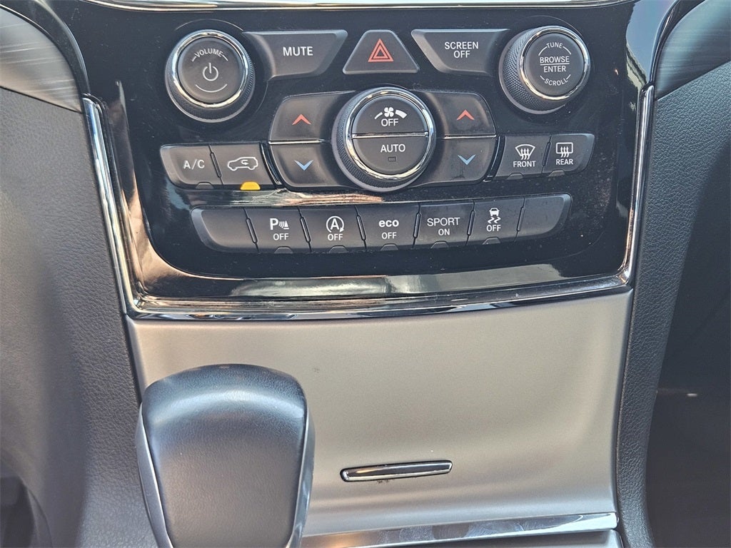 2020 Jeep Grand Cherokee Altitude 4X2