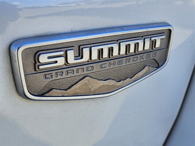 2021 Jeep Grand Cherokee Summit 4X2