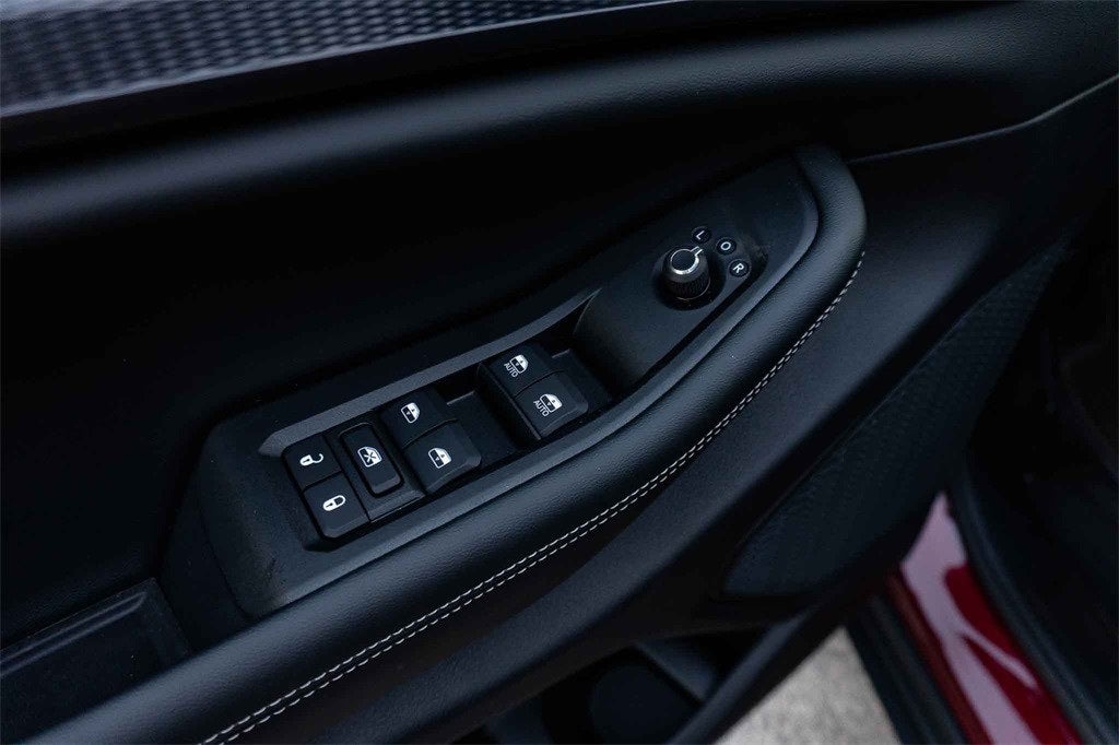 2025 Jeep Grand Cherokee GRAND CHEROKEE ALTITUDE 4X2