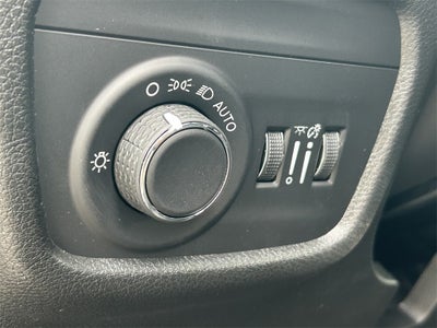 2025 Jeep Grand Cherokee GRAND CHEROKEE LAREDO 4X2