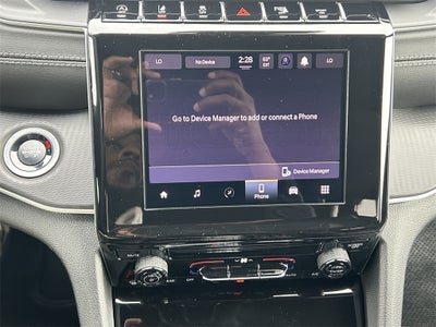 2025 Jeep Grand Cherokee GRAND CHEROKEE LAREDO 4X2