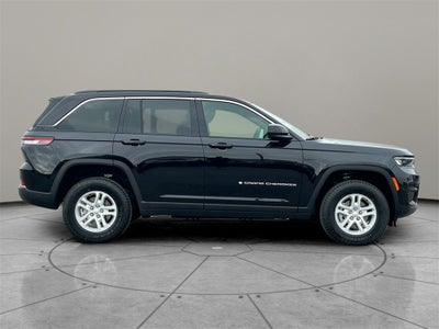 2025 Jeep Grand Cherokee GRAND CHEROKEE LAREDO 4X2