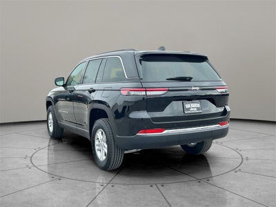 2025 Jeep Grand Cherokee GRAND CHEROKEE LAREDO 4X2