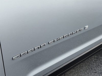 2025 Jeep Grand Cherokee GRAND CHEROKEE LAREDO 4X2