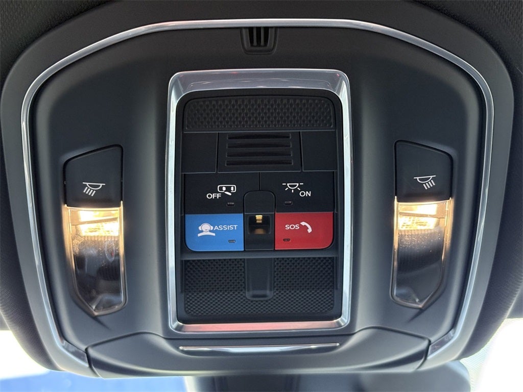 2025 Jeep Grand Cherokee GRAND CHEROKEE LAREDO 4X2