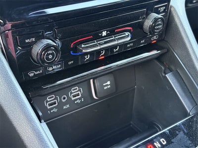 2025 Jeep Grand Cherokee GRAND CHEROKEE LAREDO 4X2