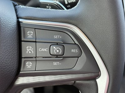 2025 Jeep Grand Cherokee GRAND CHEROKEE LAREDO 4X2