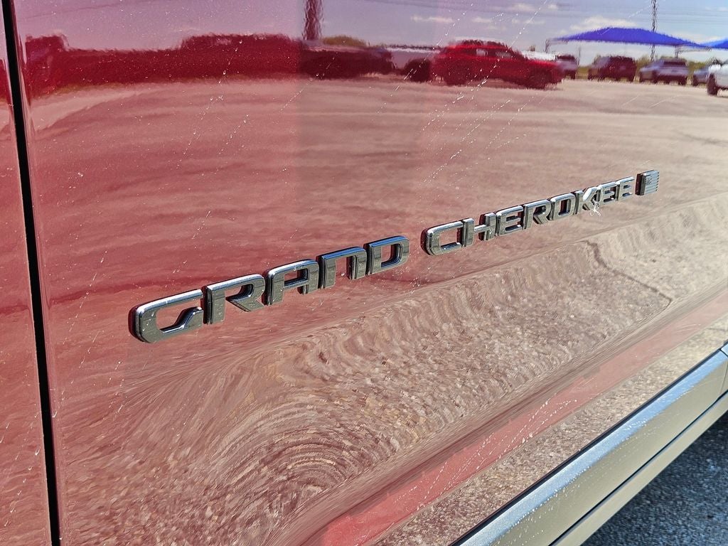 2026 Jeep Grand Cherokee GRAND CHEROKEE LAREDO X 4X2