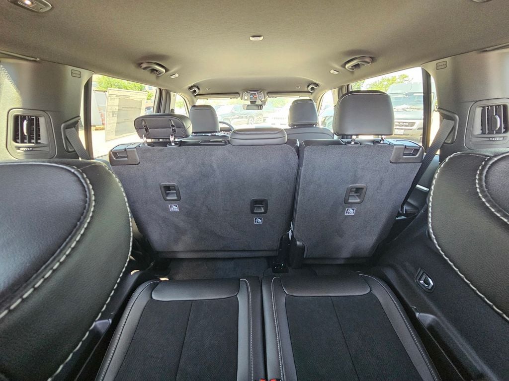 2026 Jeep Grand Cherokee GRAND CHEROKEE LAREDO X 4X2