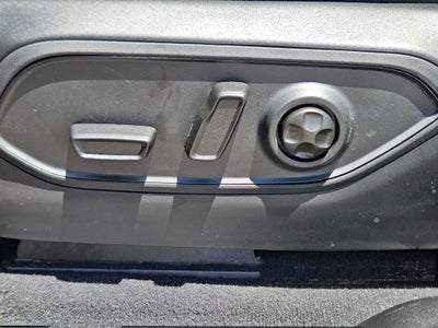 2026 Jeep Grand Cherokee GRAND CHEROKEE LAREDO X 4X2