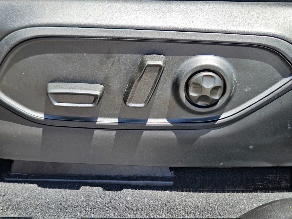 2026 Jeep Grand Cherokee GRAND CHEROKEE LAREDO X 4X2