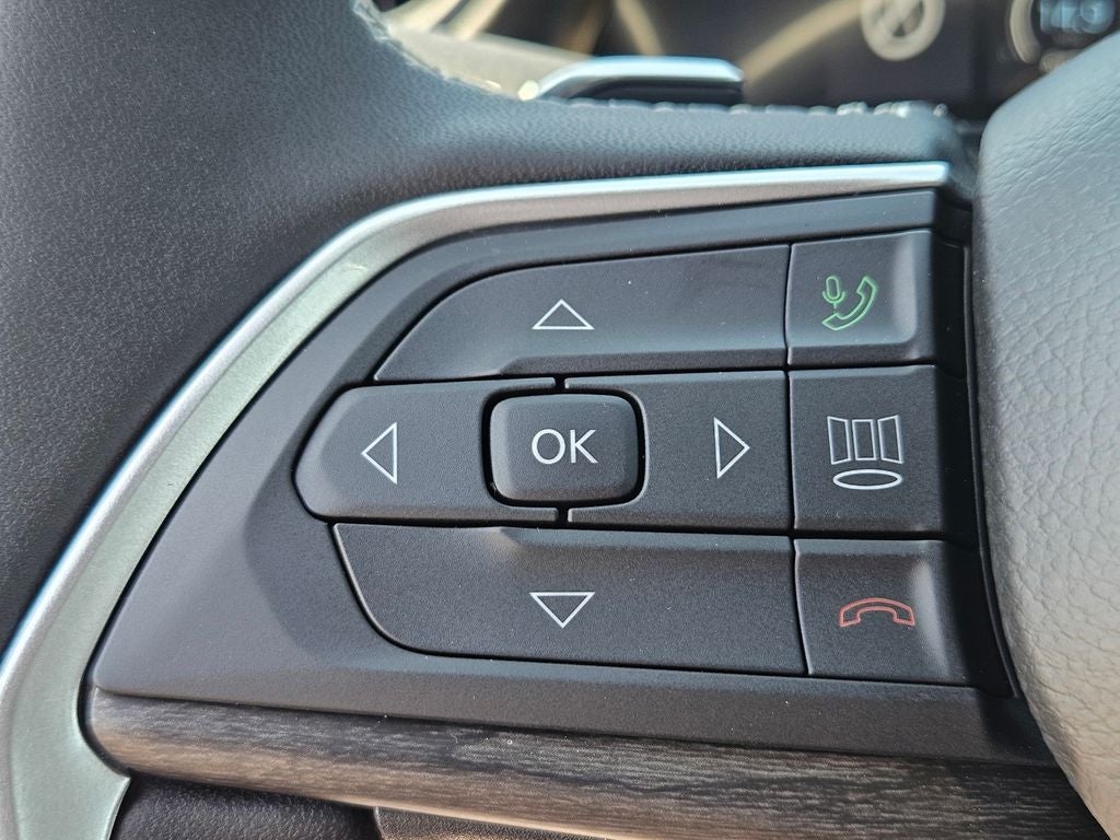 2026 Jeep Grand Cherokee GRAND CHEROKEE LAREDO X 4X2