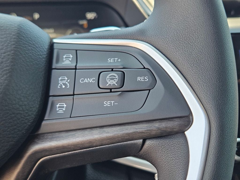 2026 Jeep Grand Cherokee GRAND CHEROKEE LAREDO X 4X2