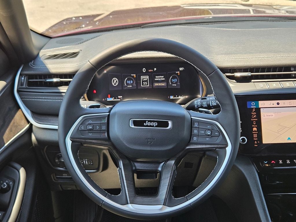 2026 Jeep Grand Cherokee GRAND CHEROKEE LAREDO X 4X2