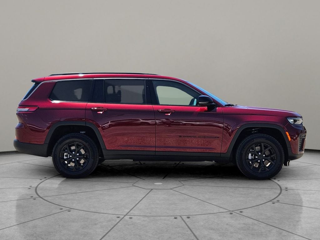 2026 Jeep Grand Cherokee GRAND CHEROKEE LAREDO X 4X2