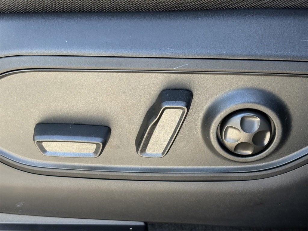 2025 Jeep Grand Cherokee GRAND CHEROKEE LAREDO 4X2