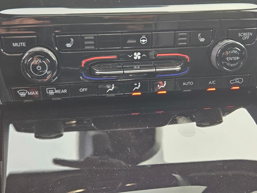 2026 Jeep Grand Cherokee GRAND CHEROKEE LAREDO X 4X2