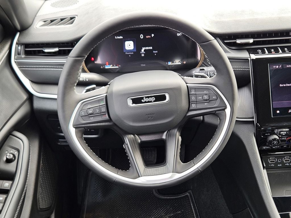 2026 Jeep Grand Cherokee GRAND CHEROKEE LAREDO X 4X2