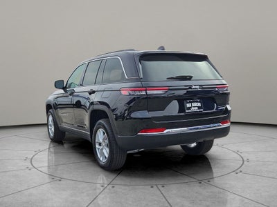 2026 Jeep Grand Cherokee GRAND CHEROKEE LAREDO X 4X2