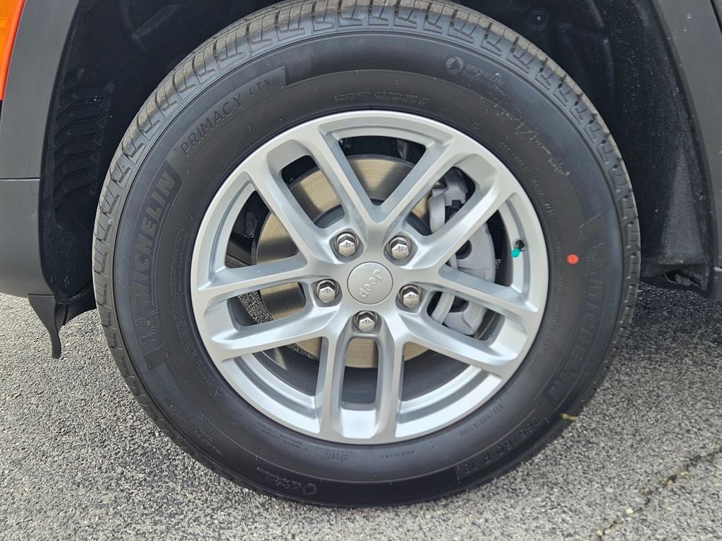 2026 Jeep Grand Cherokee GRAND CHEROKEE LAREDO X 4X2