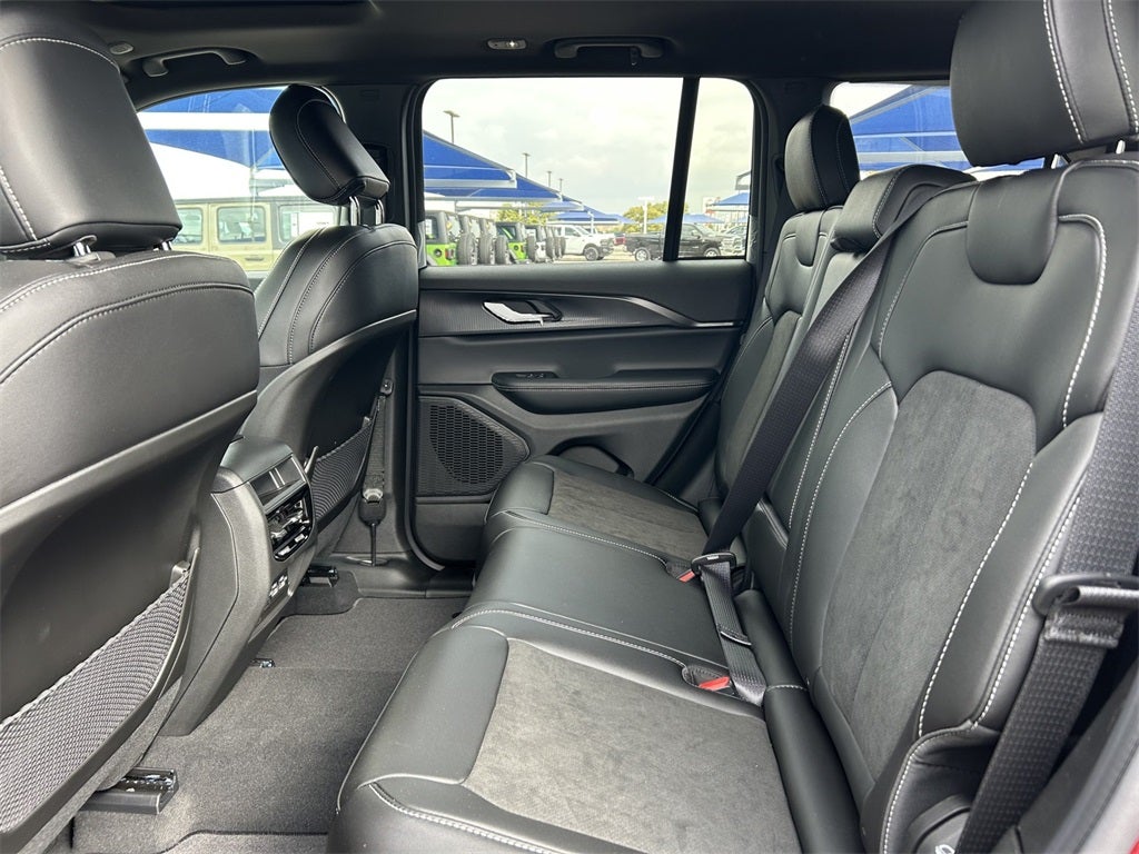 2025 Jeep Grand Cherokee GRAND CHEROKEE ALTITUDE X 4X2