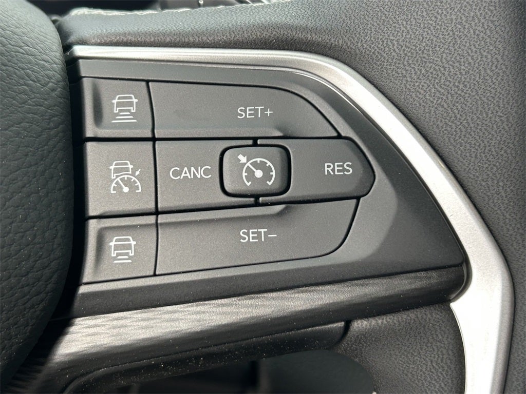 2025 Jeep Grand Cherokee GRAND CHEROKEE ALTITUDE X 4X2