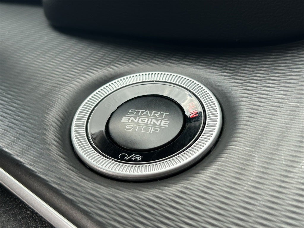 2025 Jeep Grand Cherokee GRAND CHEROKEE ALTITUDE 4X2