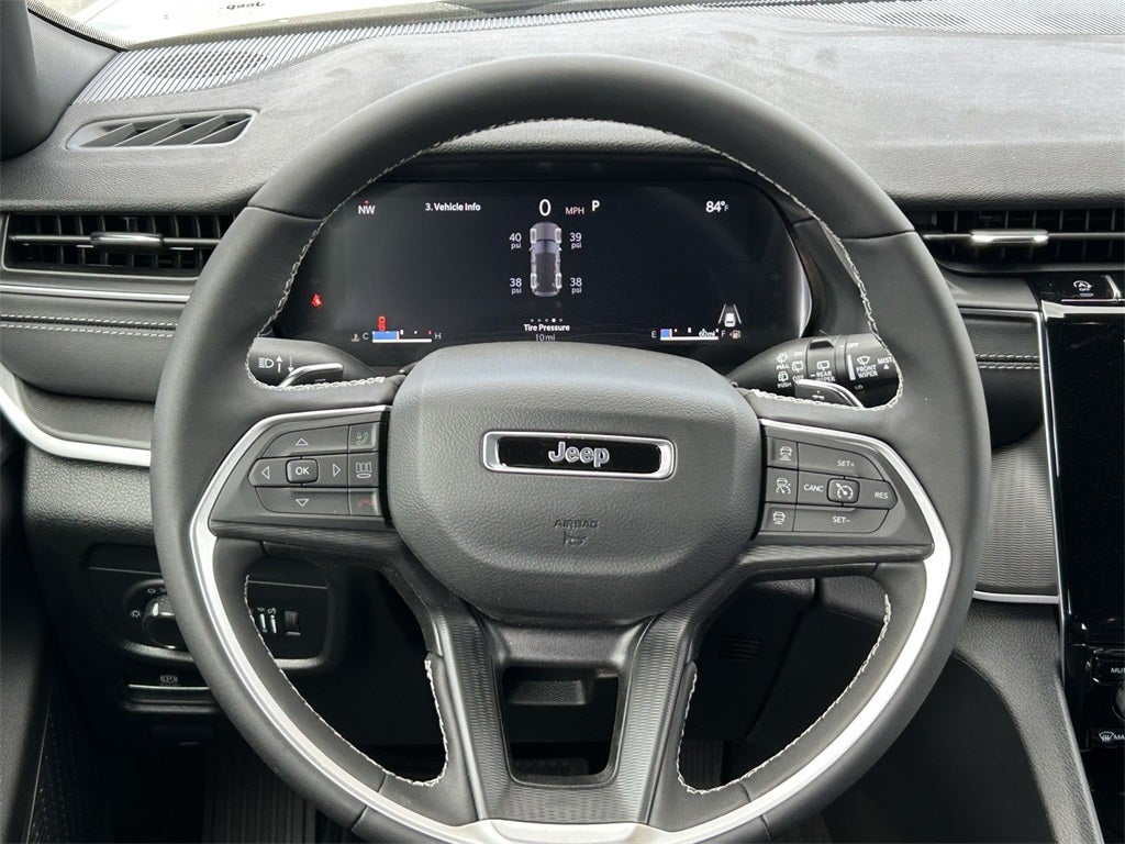 2025 Jeep Grand Cherokee GRAND CHEROKEE ALTITUDE 4X2