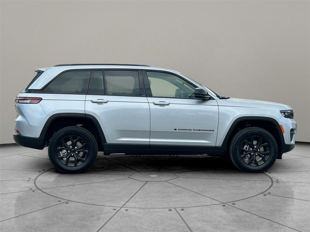 2025 Jeep Grand Cherokee GRAND CHEROKEE ALTITUDE 4X2