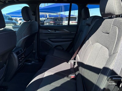 2026 Jeep Grand Cherokee GRAND CHEROKEE LAREDO X 4X2