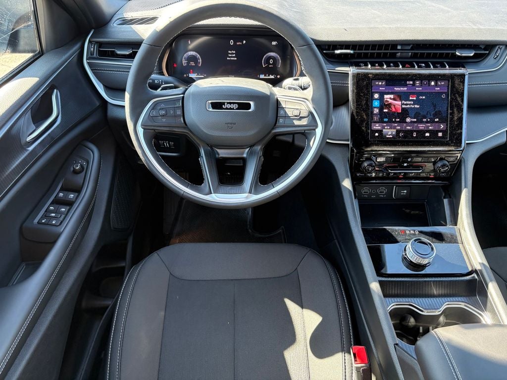 2026 Jeep Grand Cherokee GRAND CHEROKEE LAREDO X 4X2