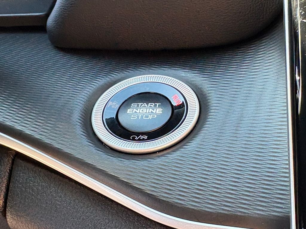 2026 Jeep Grand Cherokee GRAND CHEROKEE LAREDO X 4X2