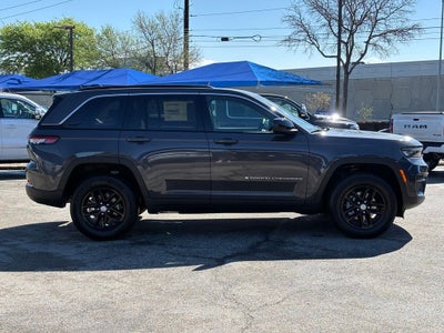 2026 Jeep Grand Cherokee GRAND CHEROKEE LAREDO X 4X2