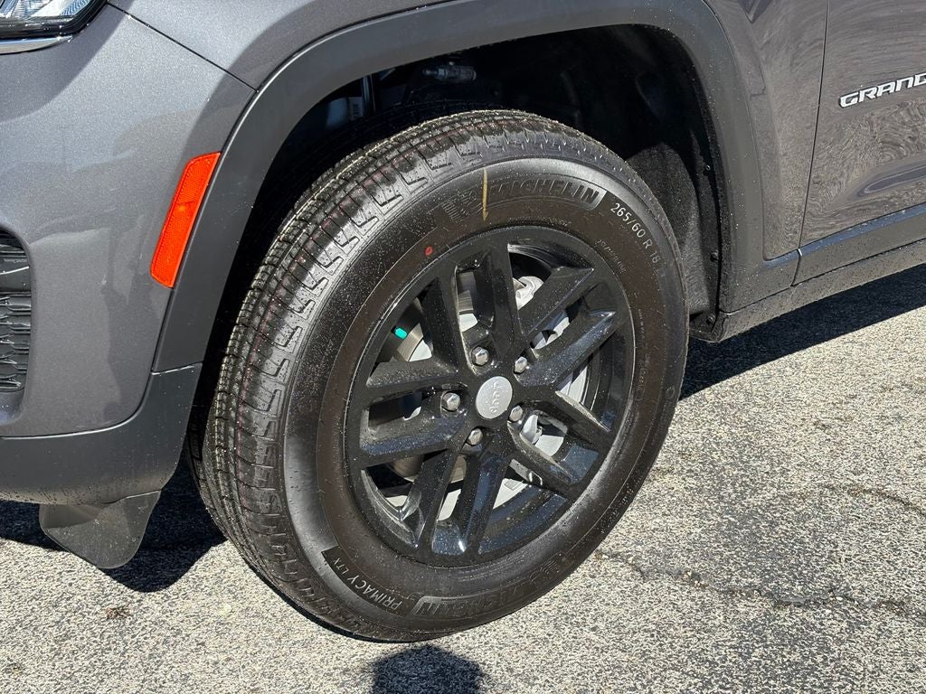 2026 Jeep Grand Cherokee GRAND CHEROKEE LAREDO X 4X2