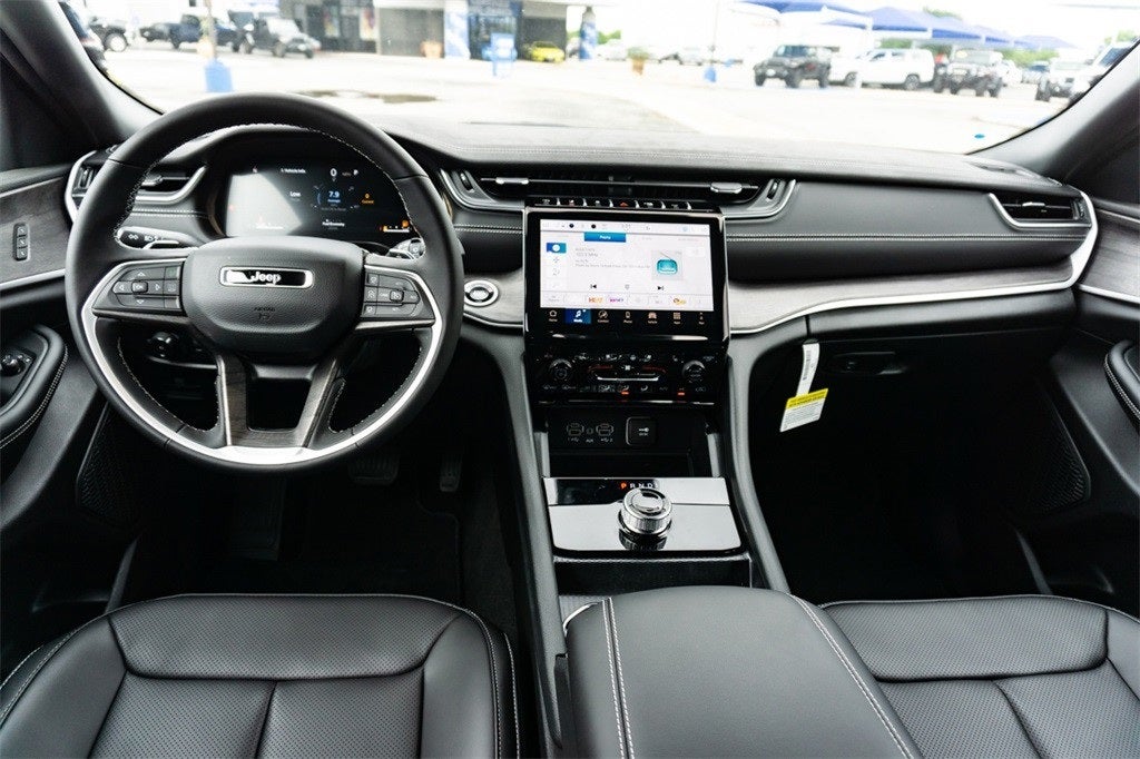 2025 Jeep Grand Cherokee GRAND CHEROKEE LIMITED 4X2