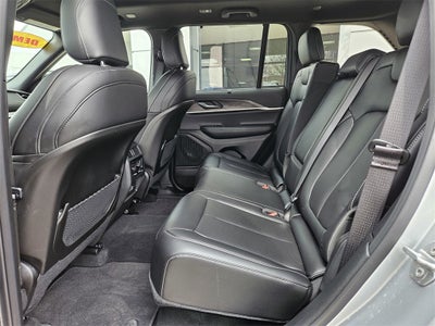 2025 Jeep Grand Cherokee GRAND CHEROKEE LIMITED 4X2