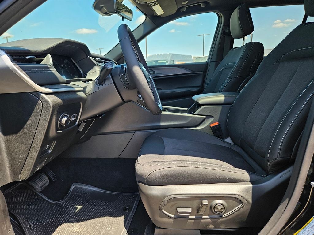 2026 Jeep Grand Cherokee GRAND CHEROKEE LIMITED 4X2