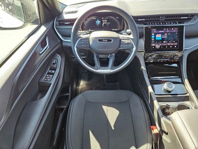 2026 Jeep Grand Cherokee GRAND CHEROKEE LAREDO X 4X4