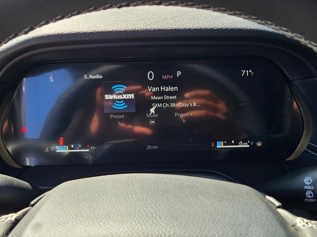 2026 Jeep Grand Cherokee GRAND CHEROKEE LAREDO X 4X4