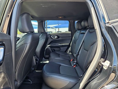 2026 Jeep Grand Cherokee GRAND CHEROKEE LAREDO X 4X4