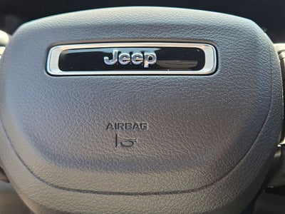 2026 Jeep Grand Cherokee GRAND CHEROKEE LAREDO X 4X4