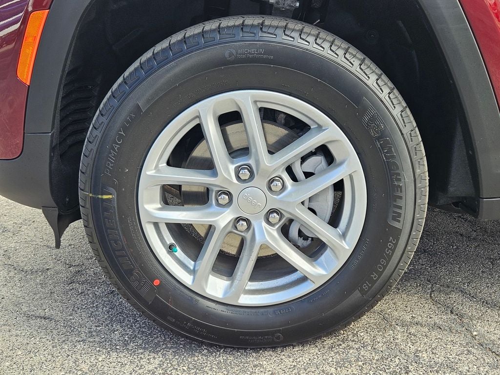 2026 Jeep Grand Cherokee GRAND CHEROKEE LAREDO X 4X4