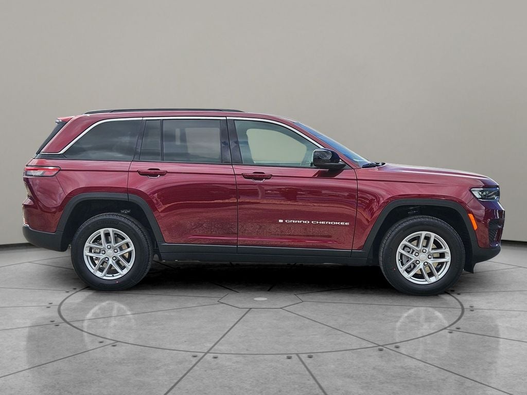 2026 Jeep Grand Cherokee GRAND CHEROKEE LAREDO X 4X4