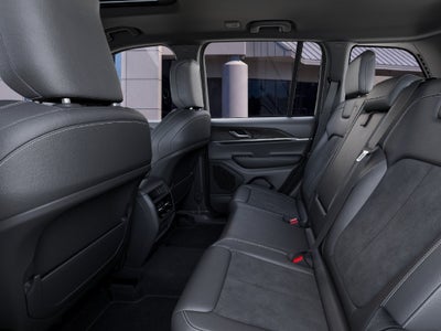 2027 Jeep Grand Cherokee GRAND CHEROKEE LAREDO ALTITUDE 4X4