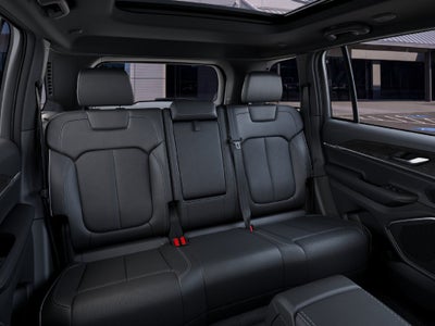 2027 Jeep Grand Cherokee GRAND CHEROKEE LIMITED RESERVE 4X4