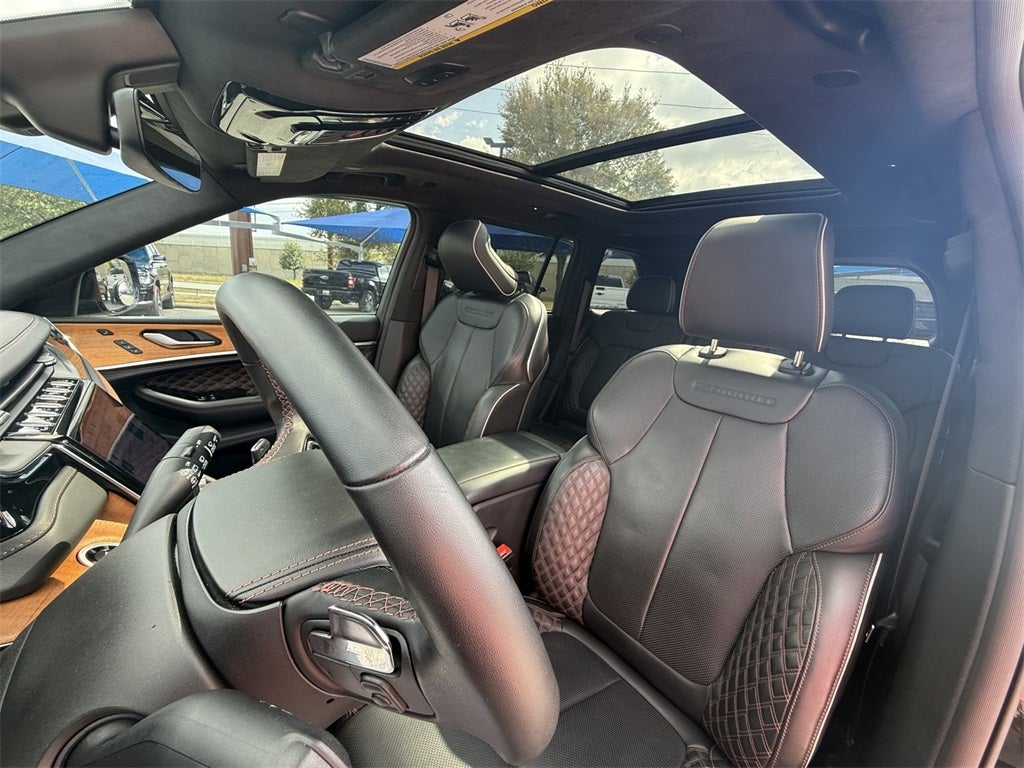 2023 Jeep Grand Cherokee Summit Reserve 4x4