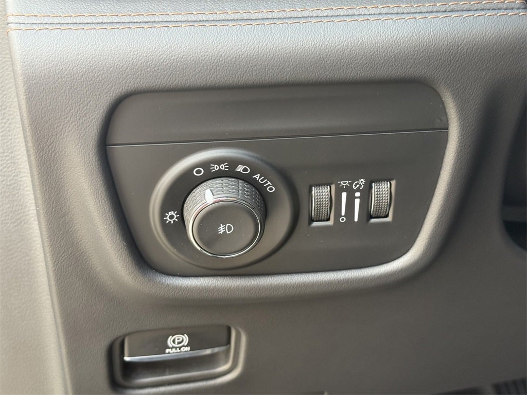 2023 Jeep Grand Cherokee Summit Reserve 4x4