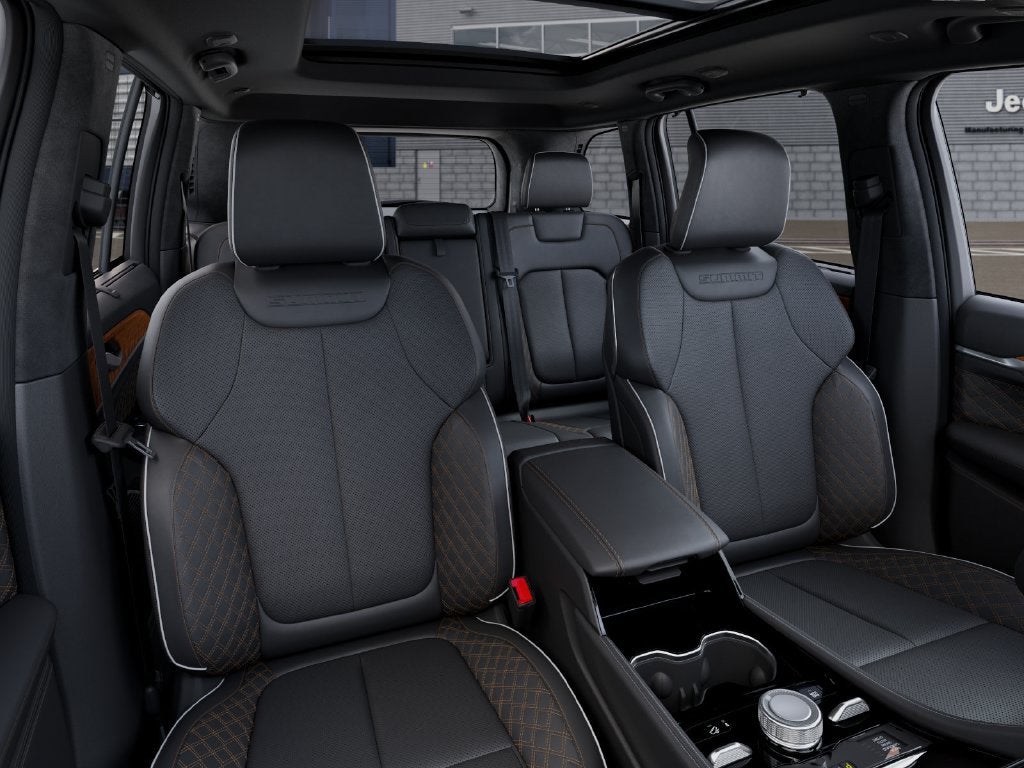2027 Jeep Grand Cherokee GRAND CHEROKEE SUMMIT 4X4