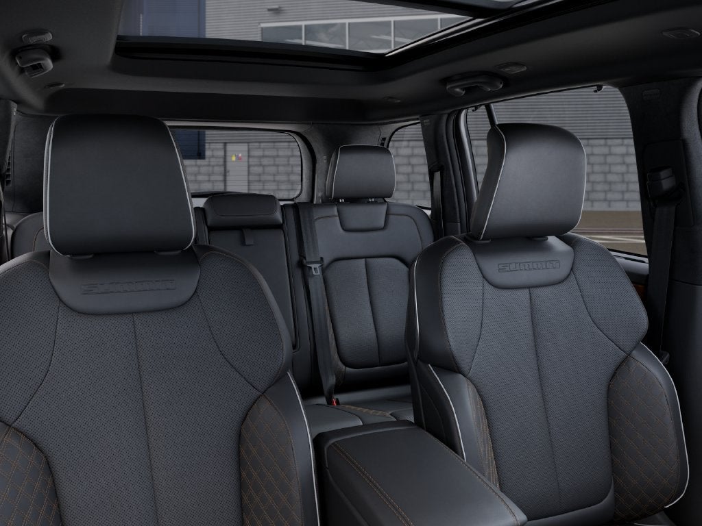 2027 Jeep Grand Cherokee GRAND CHEROKEE SUMMIT 4X4