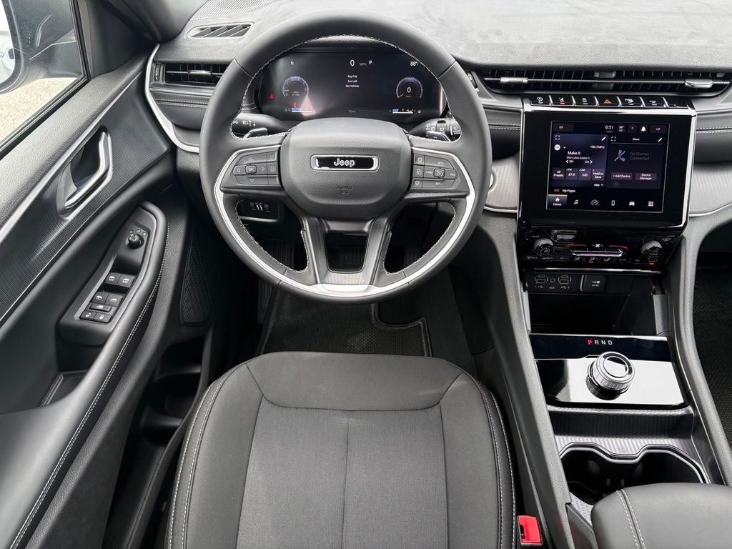 2026 Jeep Grand Cherokee GRAND CHEROKEE L LAREDO 4X2